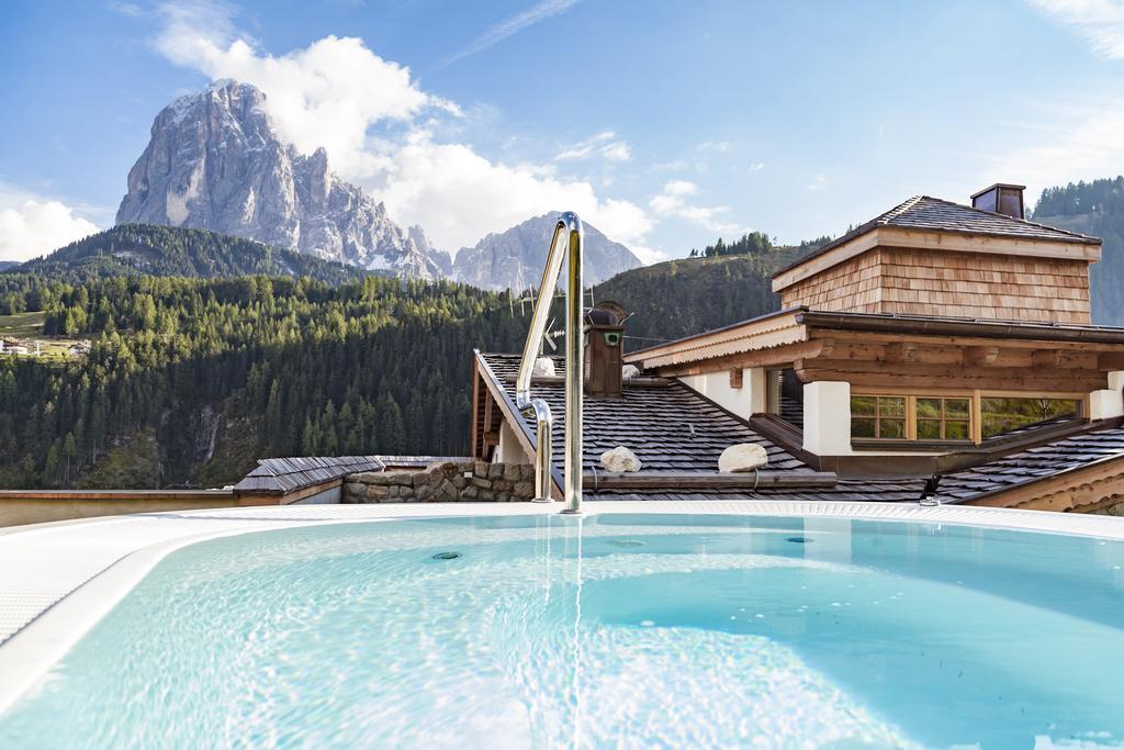 Dorfhotel Beludei Santa Cristina Val Gardena Kültér fotó